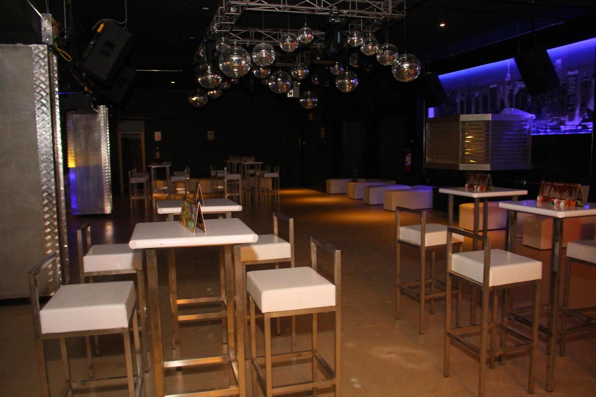 Hotel Rustica ビチャイト エクステリア 写真